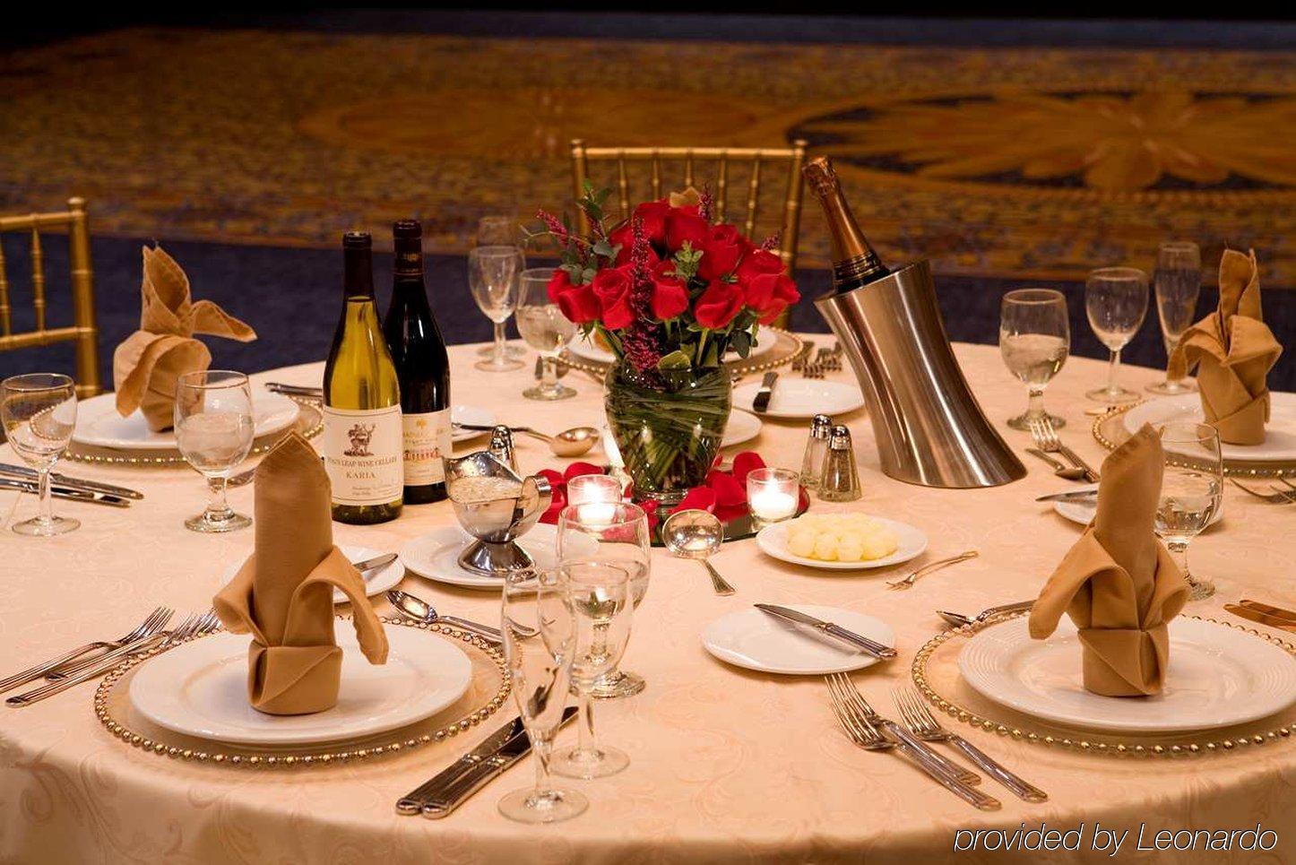 Doubletree By Hilton Hotel Boston - Bedford Glen 餐厅 照片