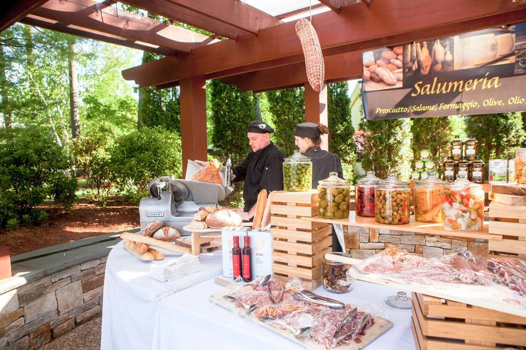 Doubletree By Hilton Hotel Boston - Bedford Glen 餐厅 照片